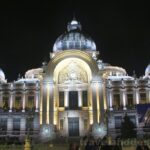 Noční pohled na Spořitelní palác