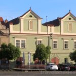 Velvarské baroko po obnově náměstí krále Vladislava