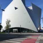 Supermoderní budova Dolnorakouské zemské galerie v Kremsu